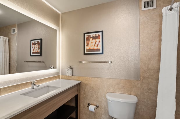 Images Holiday Inn Baton Rouge College Drive I-10 by IHG