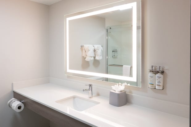 Images Holiday Inn Express & Suites Burlington - Mount Holly by IHG