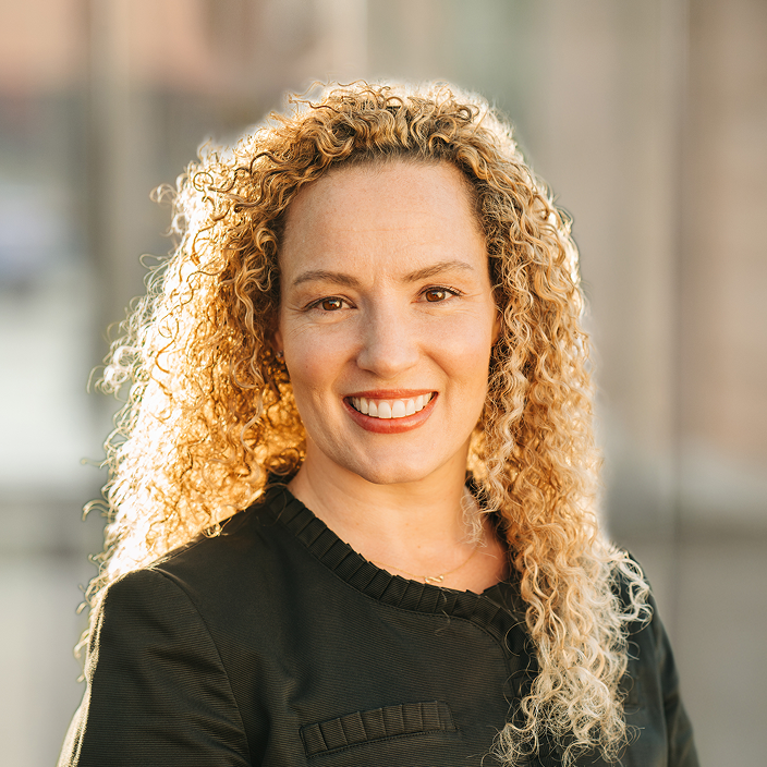 Jennifer Gunning headshot.