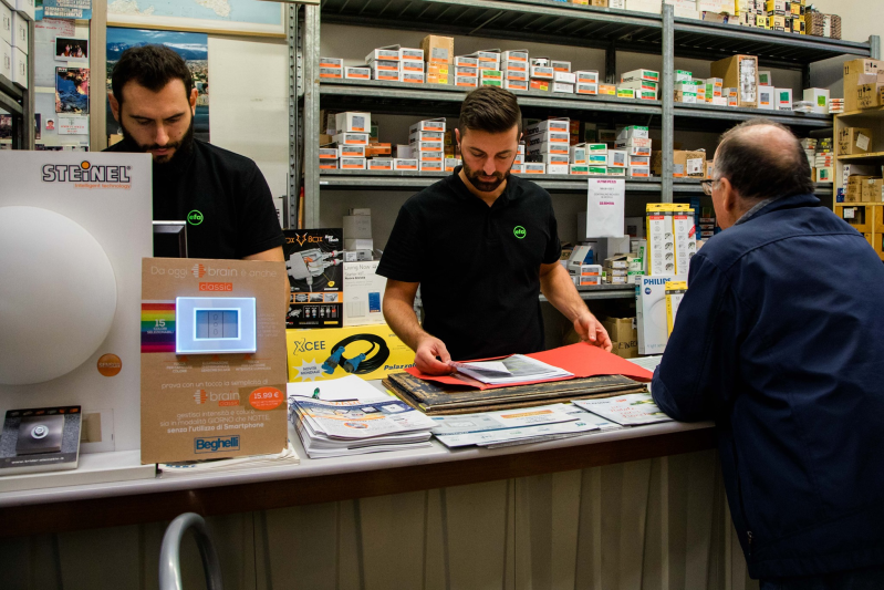 Images Efa Materiale Elettrico e Illuminazione