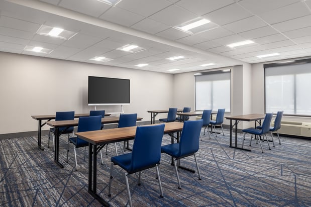 Images Holiday Inn Express Fayetteville - Fort Bragg by IHG
