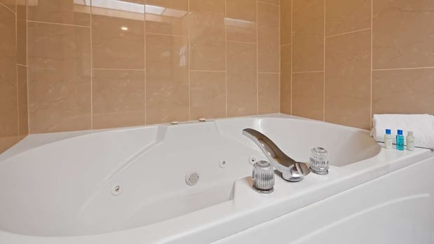 Images Best Western Plaza Hotel Saugatuck