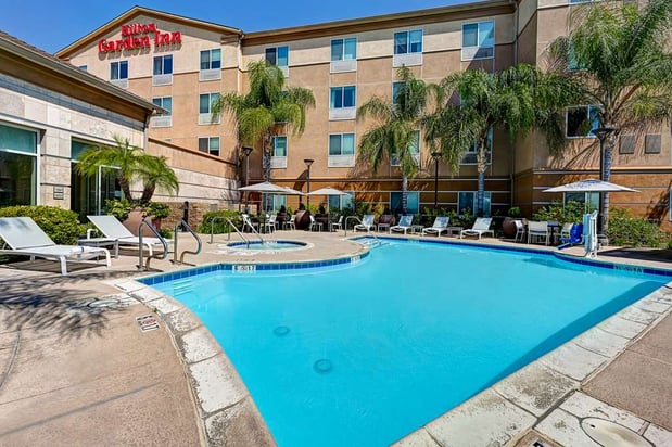 Images Hilton Garden Inn San Bernardino