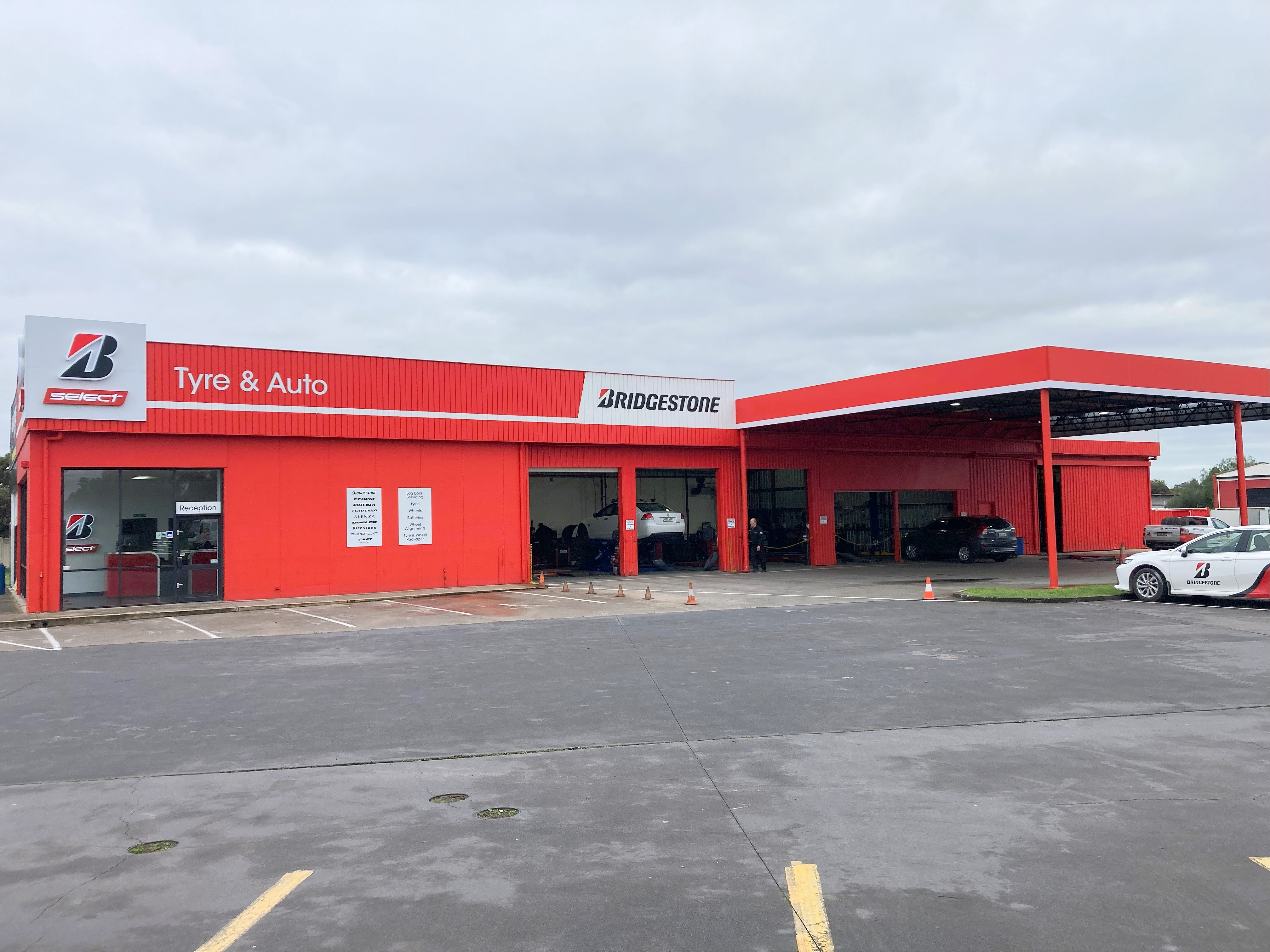 Images Bridgestone Select Tyre & Auto Salisbury