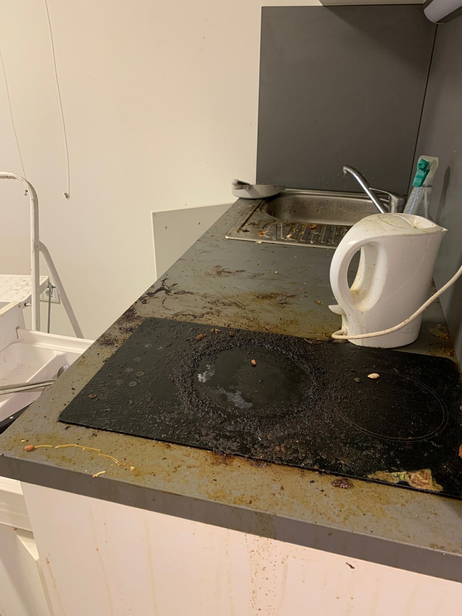 MG Dienstleistungen Leipzig - Haushaltsauflösungen - Entrümpelungen, An der Mühle 3 in Leipzig