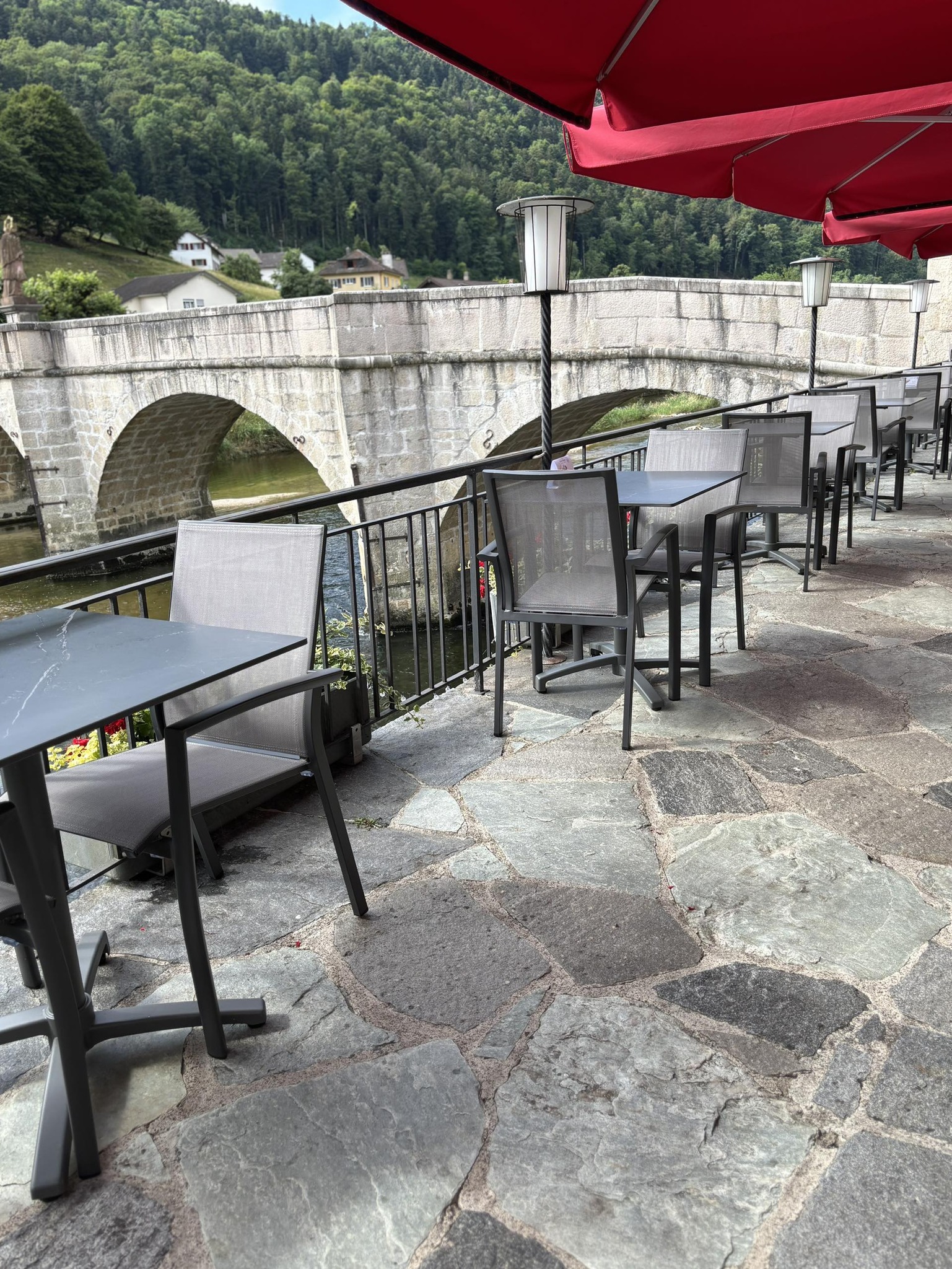 Bilder Hôtel-restaurant La Demi-Lune,