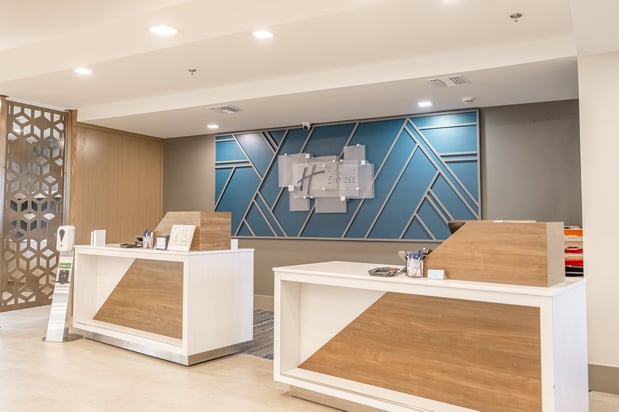 Images Holiday Inn Express & Suites Cocoa Beach by IHG