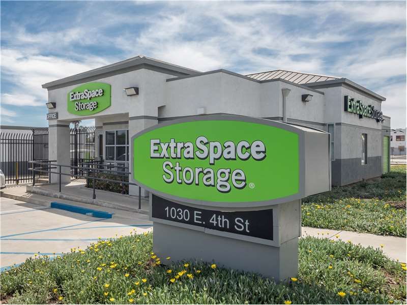 Beauty Image - Extra Space Storage at 1030 E 4th St, Santa Ana, CA 92701