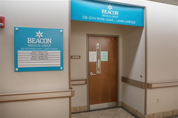 Beacon Medical Group OB-GYN River Oaks Lawn Ave