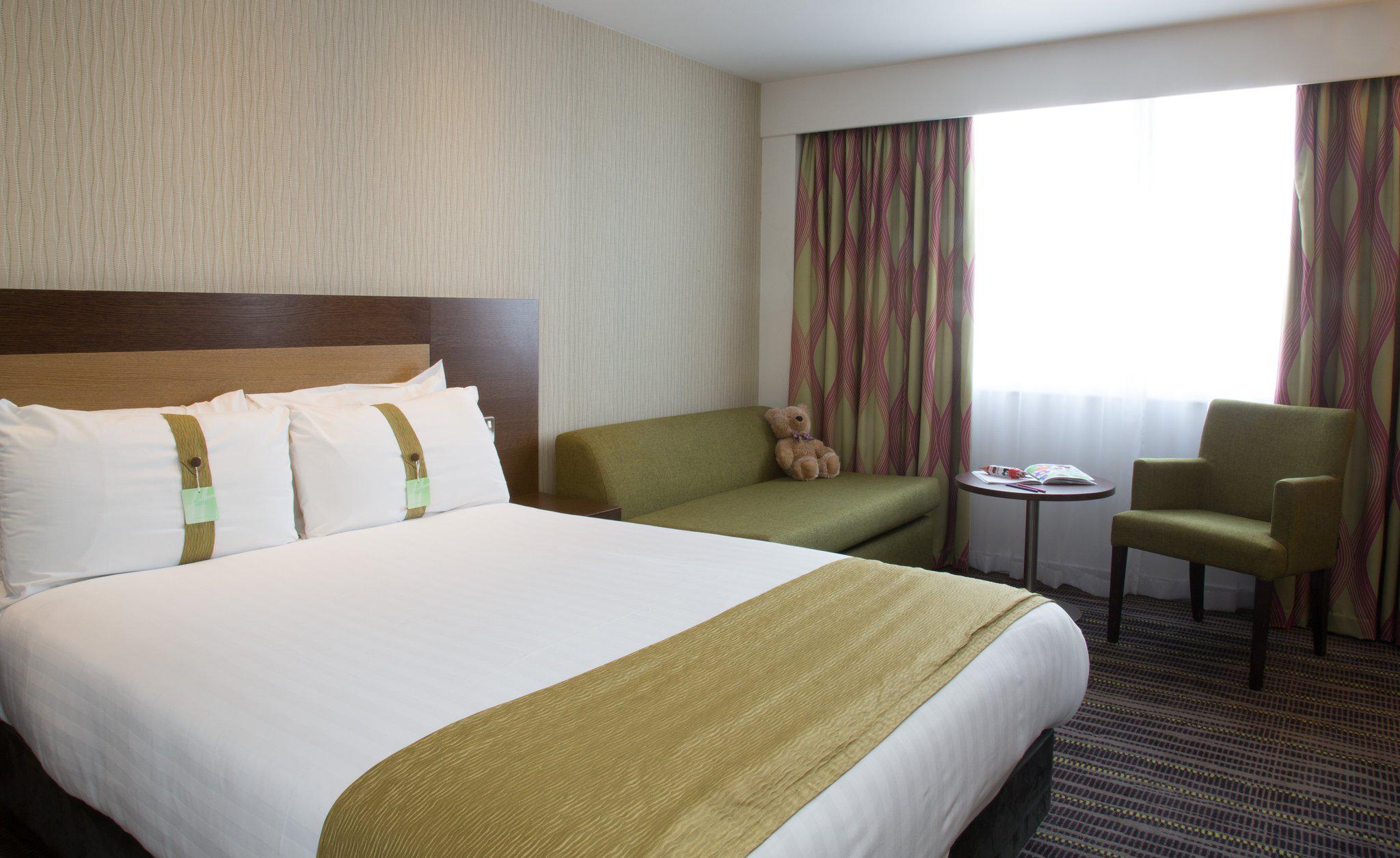 Holiday Inn London - Wembley, an IHG Hotel Wembley 020 8902 8839