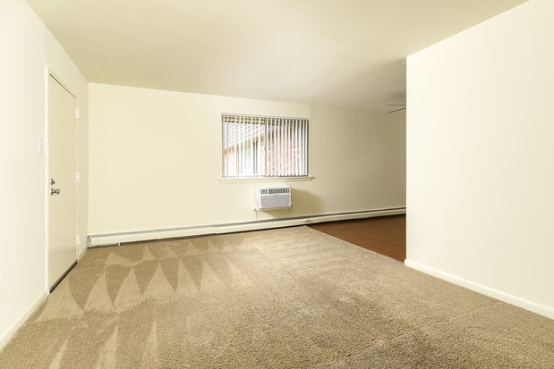 Images Mill Creek Village Apartments