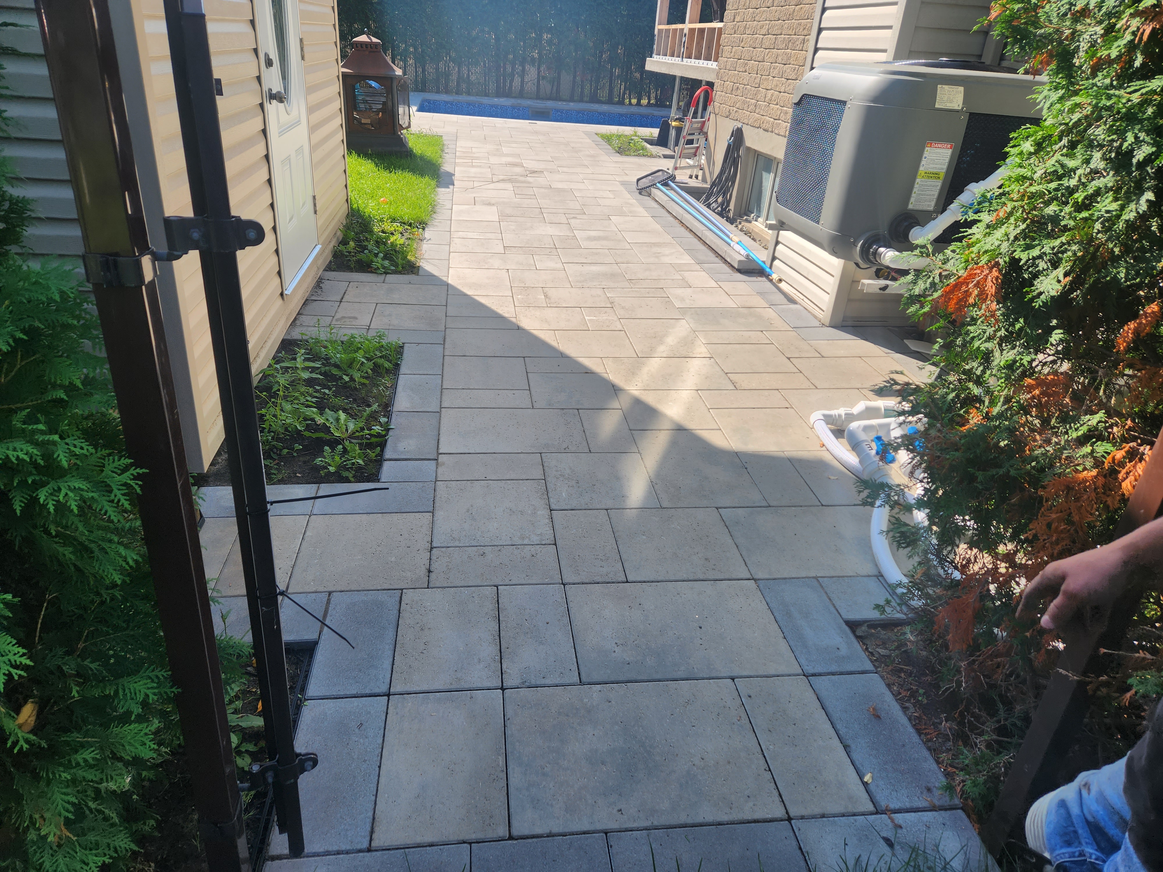 Images Aménagement Pro Unique Inc. - pave uni rive sud et monteregie
