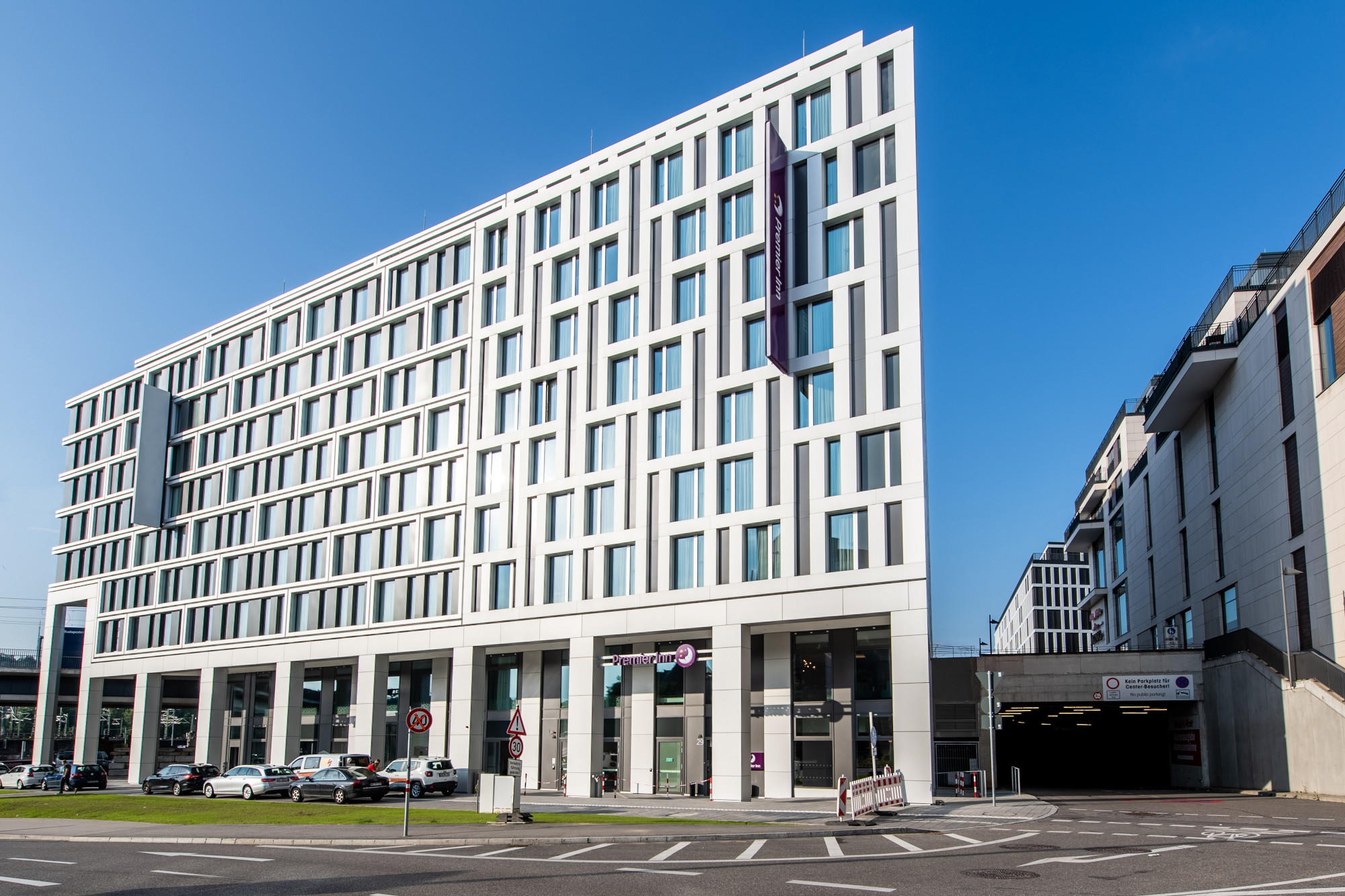 Kundenbild groß 1 Premier Inn Stuttgart City Centre hotel
