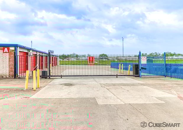 Images CubeSmart Self Storage