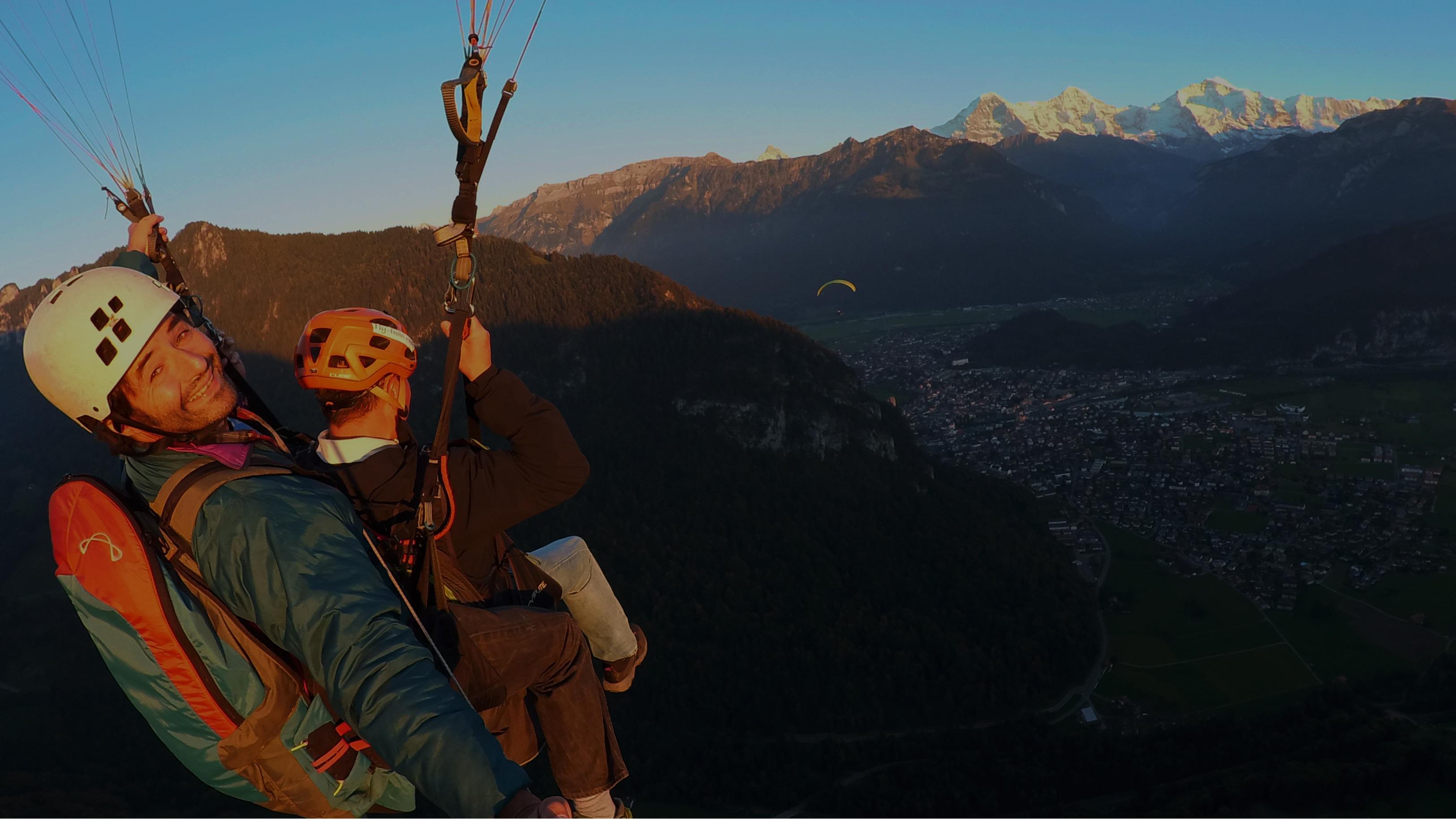 Bilder Twin Paragliding Interlaken