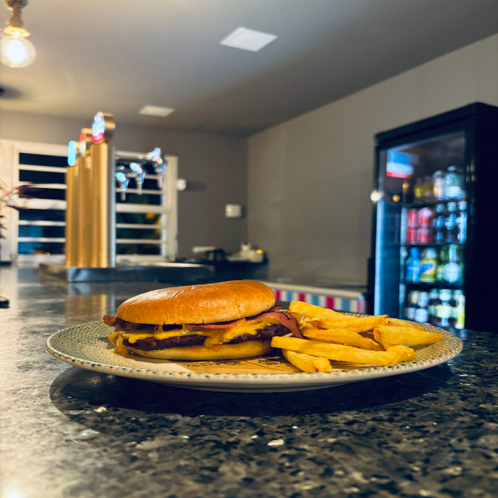 Images Tu Lugar Brasas y Tapas