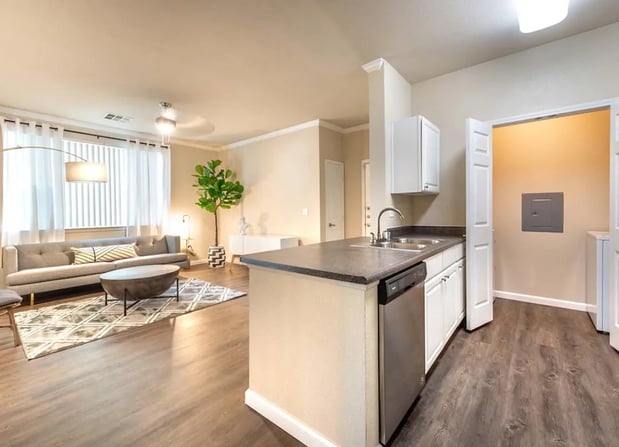 Images Bridgeport Ranch Apartments