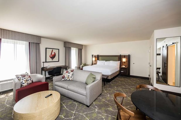 Images Hampton Inn & Suites Dobson