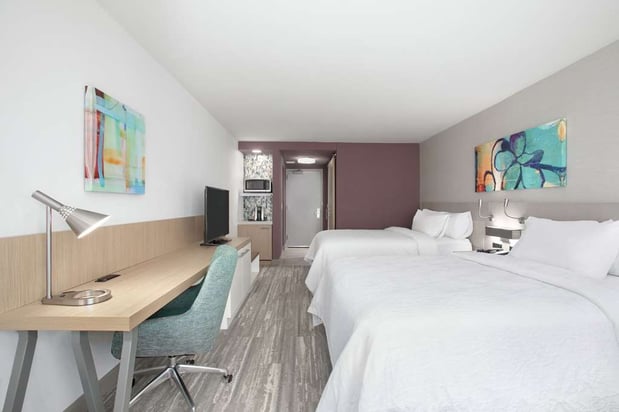 Images Hilton Garden Inn Omaha Aksarben Village