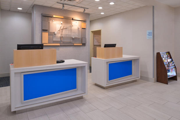 Images Holiday Inn Express & Suites Abilene Mall South by IHG