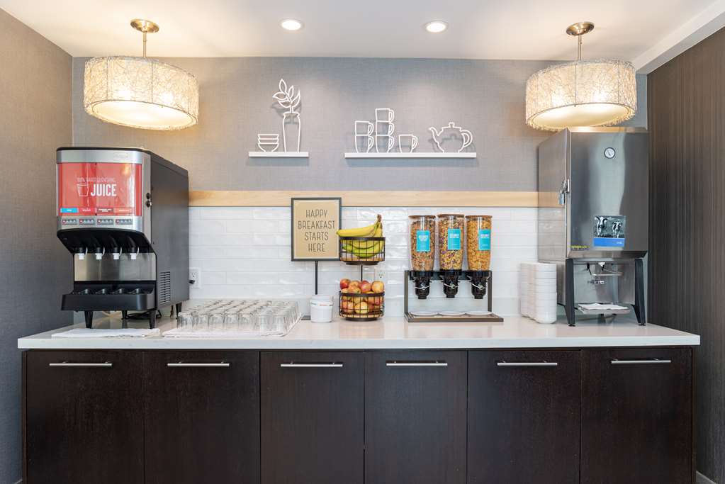 Images Hampton Inn & Suites by Hilton Vancouver-Downtown