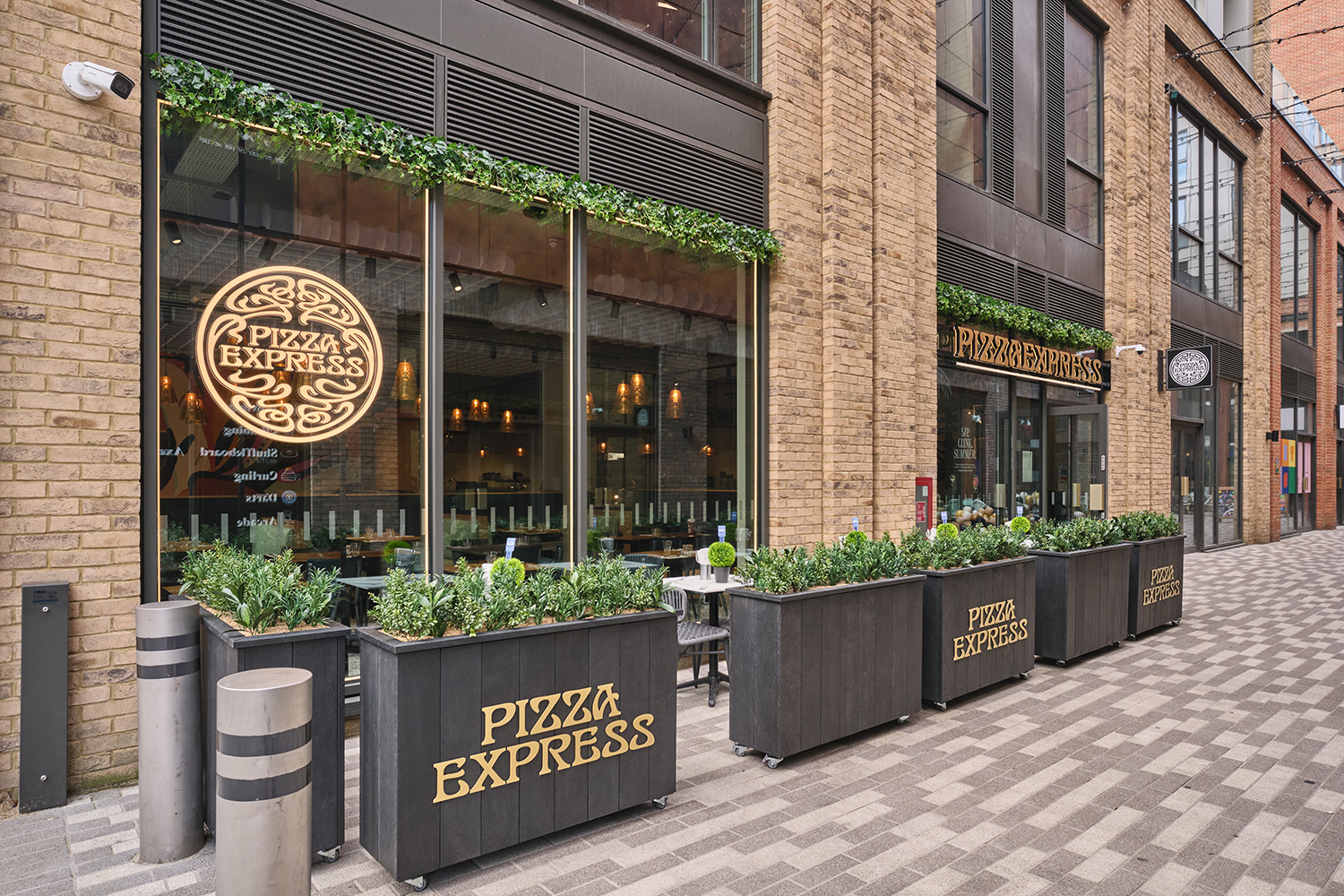 PizzaExpress Redhill Gallery Walk