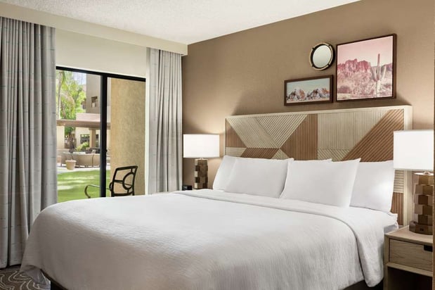 Images Embassy Suites by Hilton Phoenix Tempe