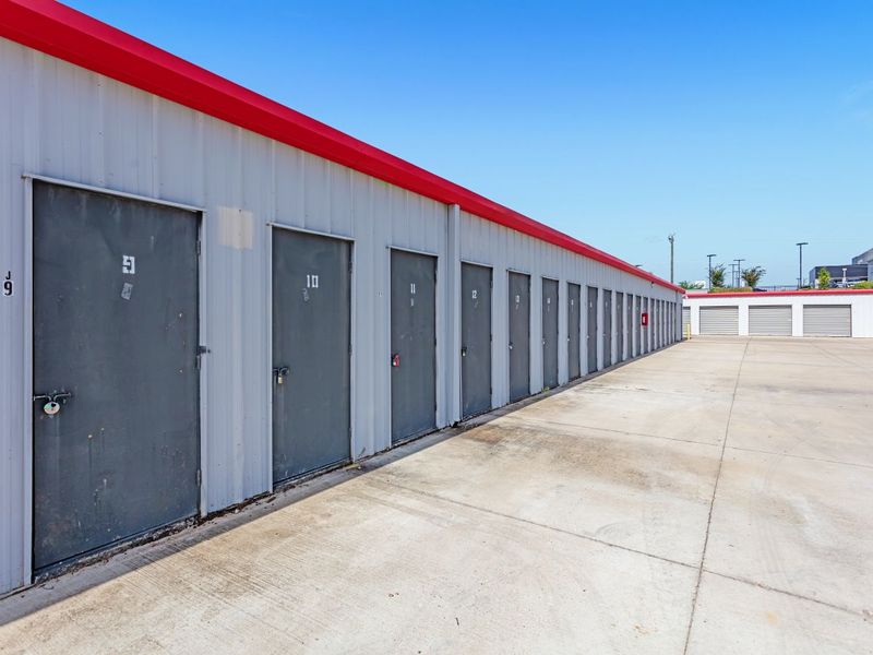 Exterior Units - null at null, null, null null 
