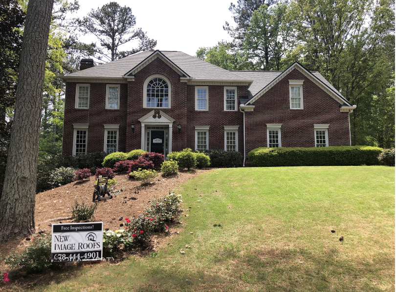 Beautiful home in the Burnt Hickory Lakes neighborhood!