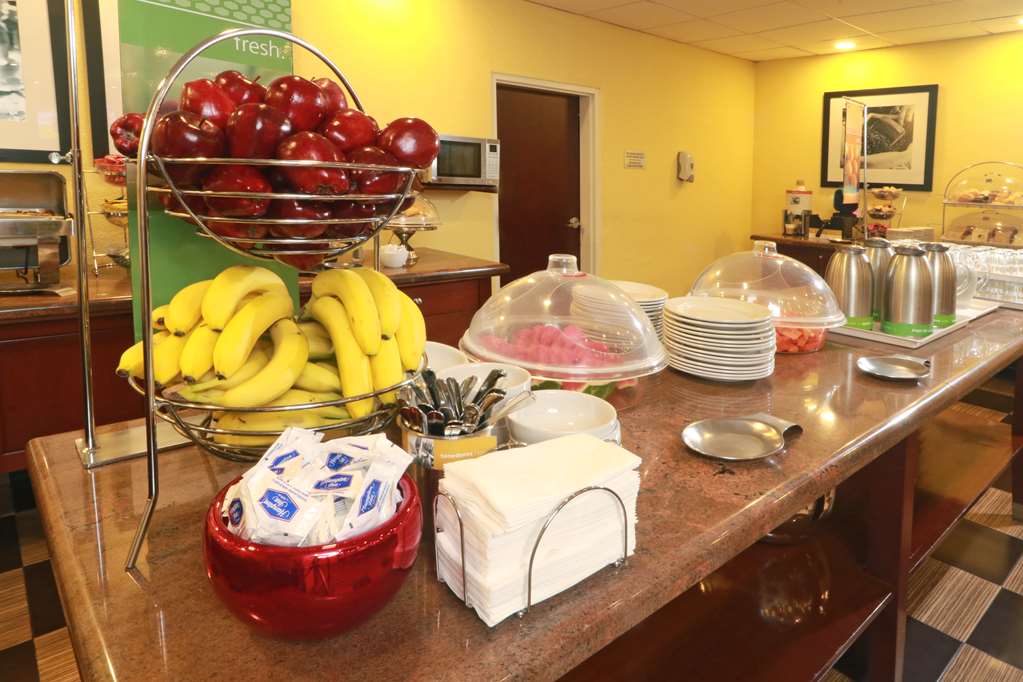 Images Hampton Inn by Hilton Guadalajara-Aeropuerto