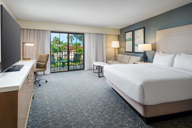 Images Hilton Santa Barbara Beachfront Resort