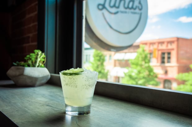 Images Luna's Tacos & Tequila