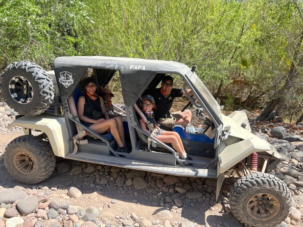 Images Desert Wolf Tours