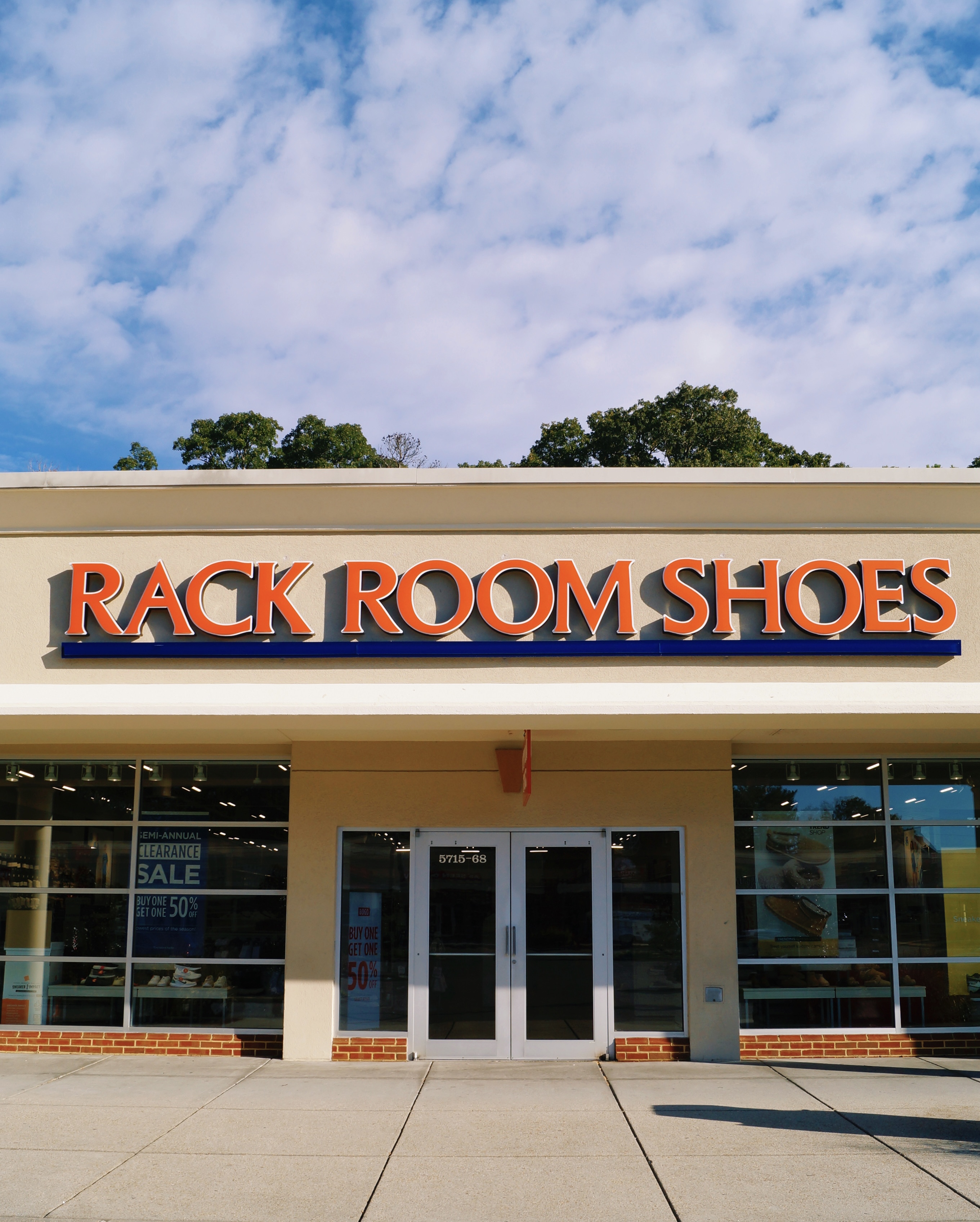 Williamsburg Premium Outlets