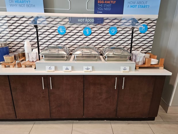 Images Holiday Inn Express & Suites Cincinnati-Blue Ash by IHG