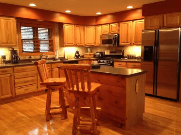 Images Thomas J Lee- Minocqua Realtor