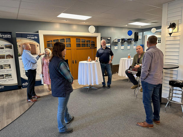 Images Raynor Door Authority of New England