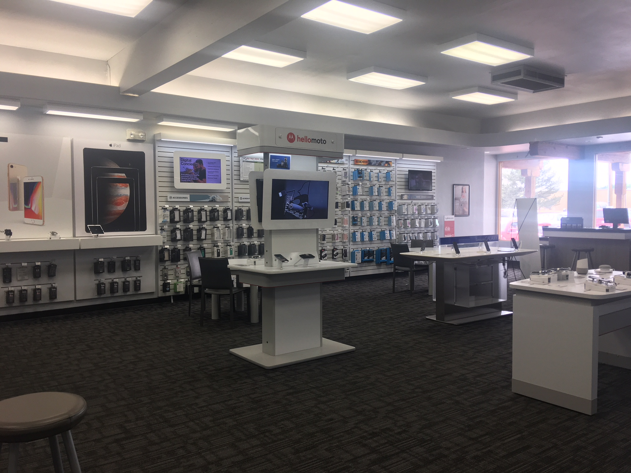 Verizon Authorized Retailer – GoWireless Photo