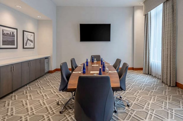 Images Embassy Suites by Hilton Boston at Logan Airport