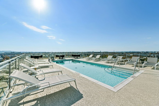 Images Link Apartments® H Street
