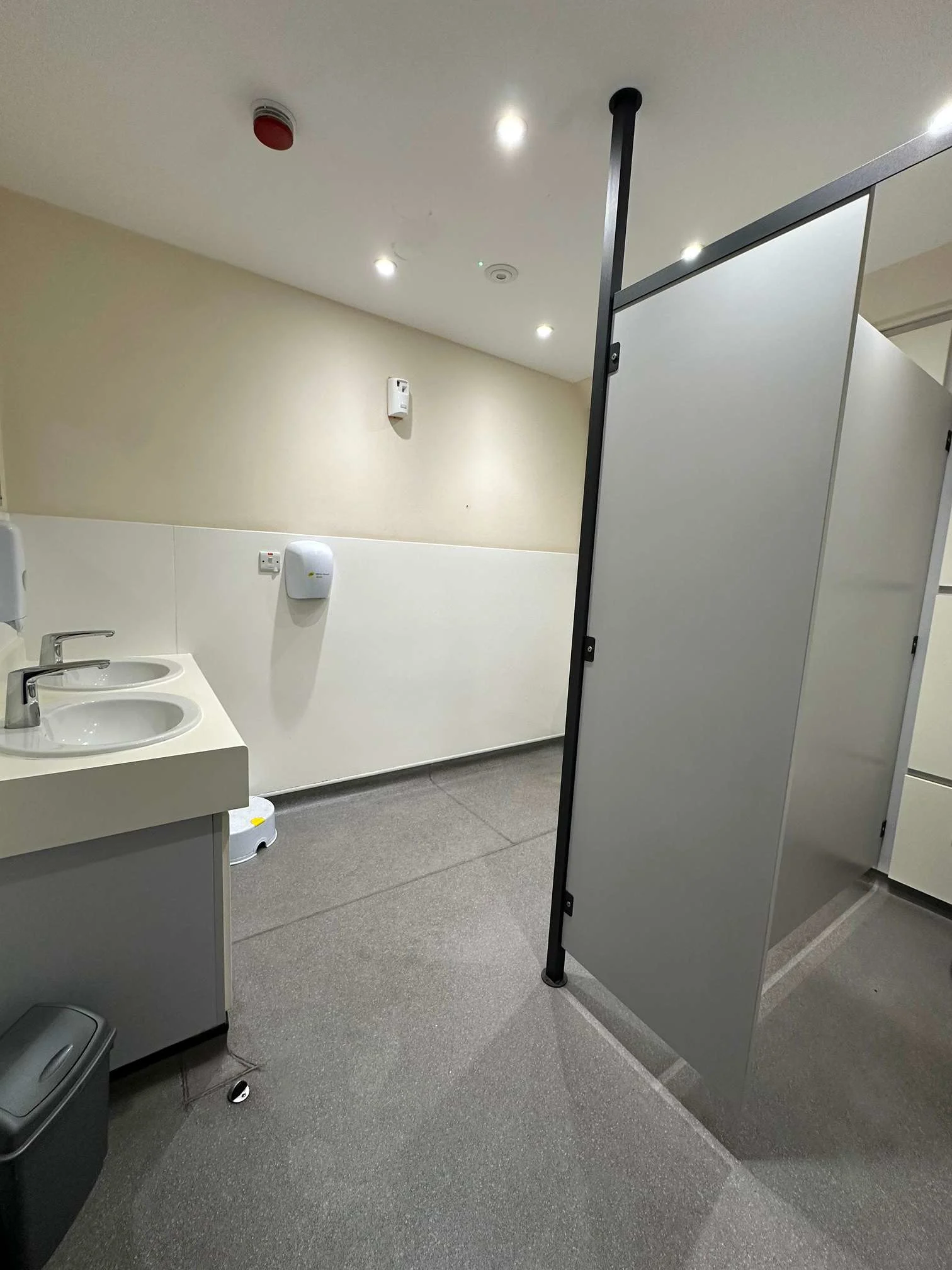 Images Maid in Bristol Cleaning Service Ltd