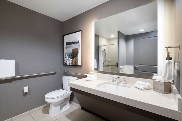 Images Hilton Promenade at Branson Landing