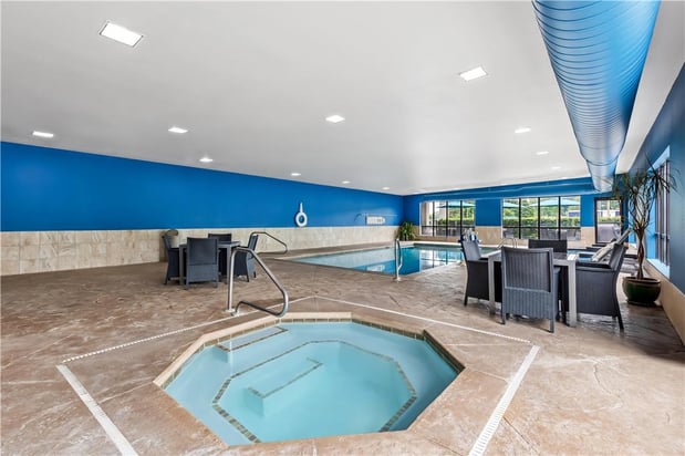 Images Hampton Inn & Suites Grove City