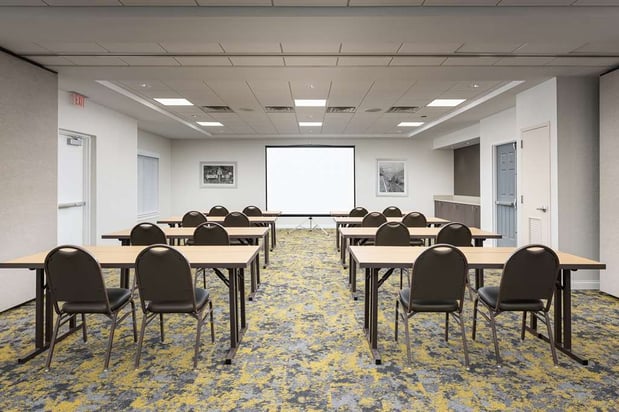 Images Hilton Garden Inn Chattanooga Downtown