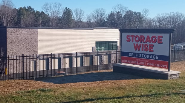 Images Storage Wise of Locust Grove II