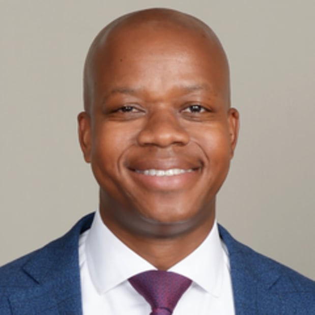 Images Edward Jones - Financial Advisor: Travis Benjamin, CFP®