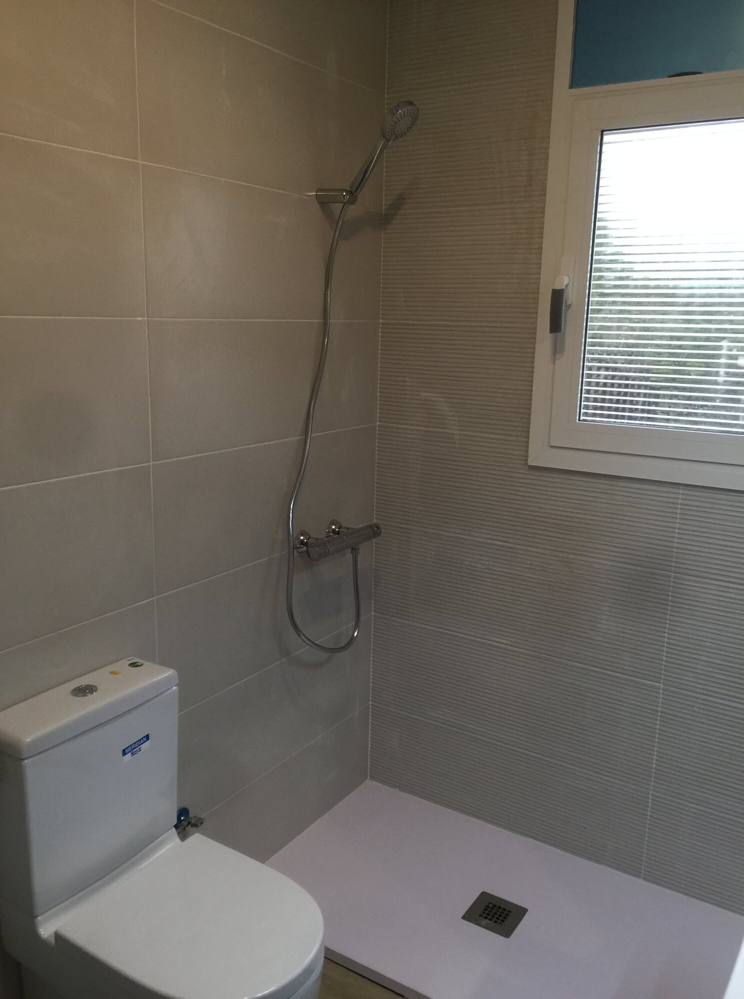 Images Kaira Servicios y Reformas S.L.