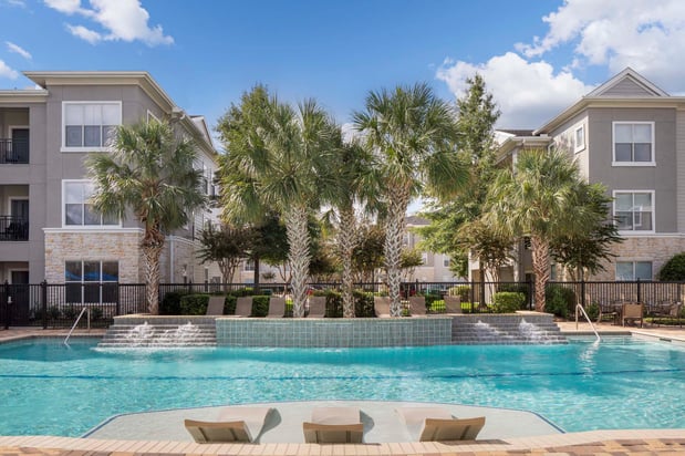 Images Camden Spring Creek Apartments