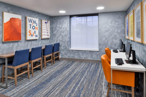 Images Holiday Inn Express Winston-Salem Medical Ctr Area by IHG