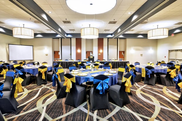 Images Holiday Inn St. Petersburg N- Clearwater by IHG